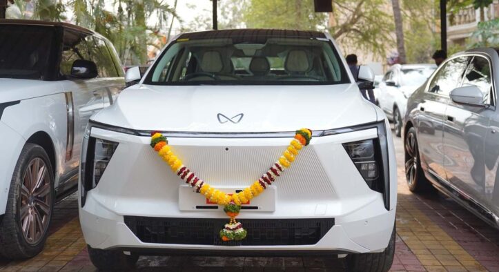 Mahindra XEV 9S – Variant-Wise Features